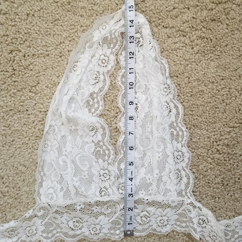 2/$15 White lace bralette - Picture 4 of 4